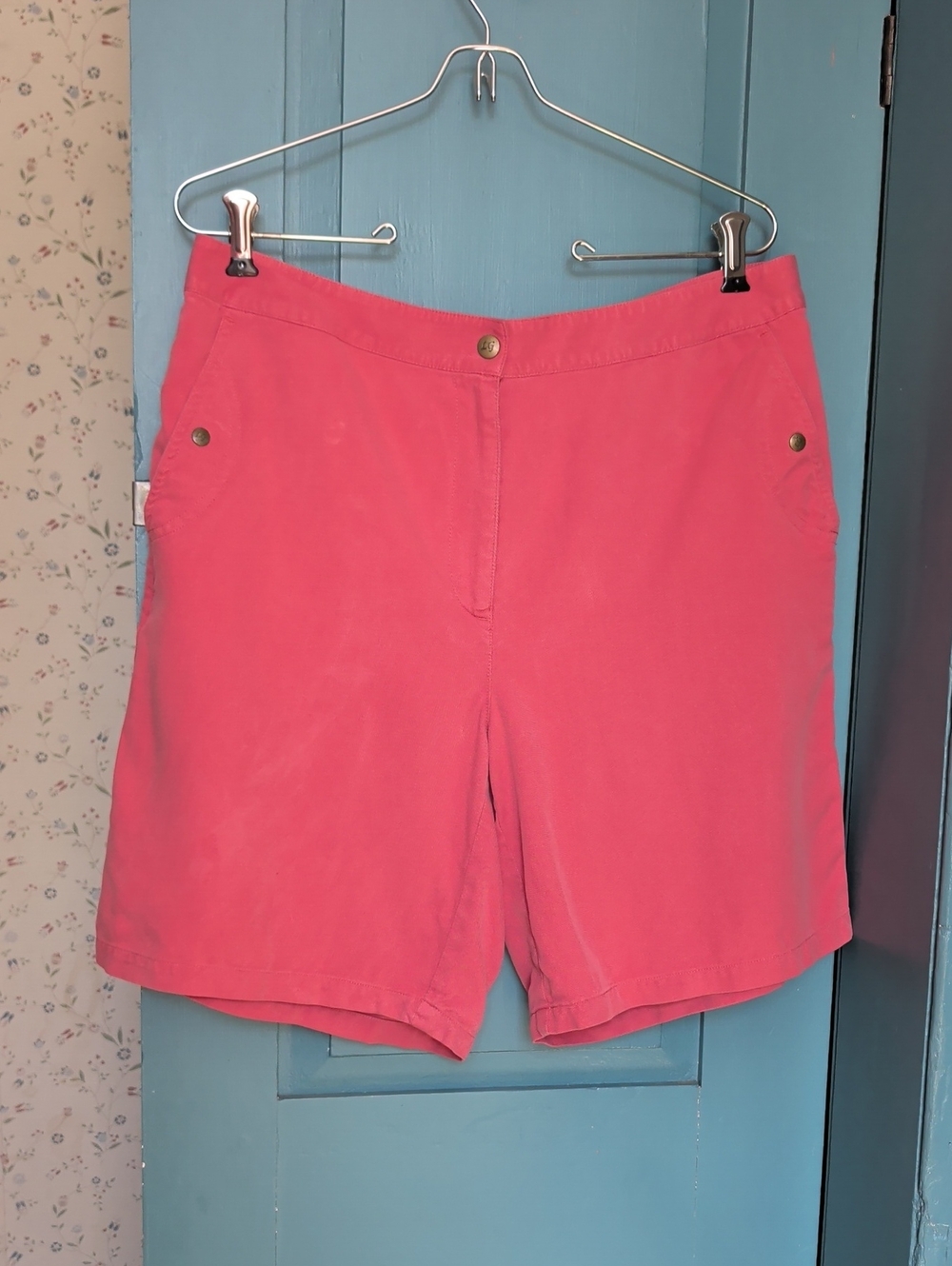 Liz Golf LG Claiborne Silk Shorts Mauve Pink Zipper 12 Pockets Pickleball Hike
